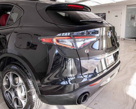 2025 Alfa Romeo Stelvio