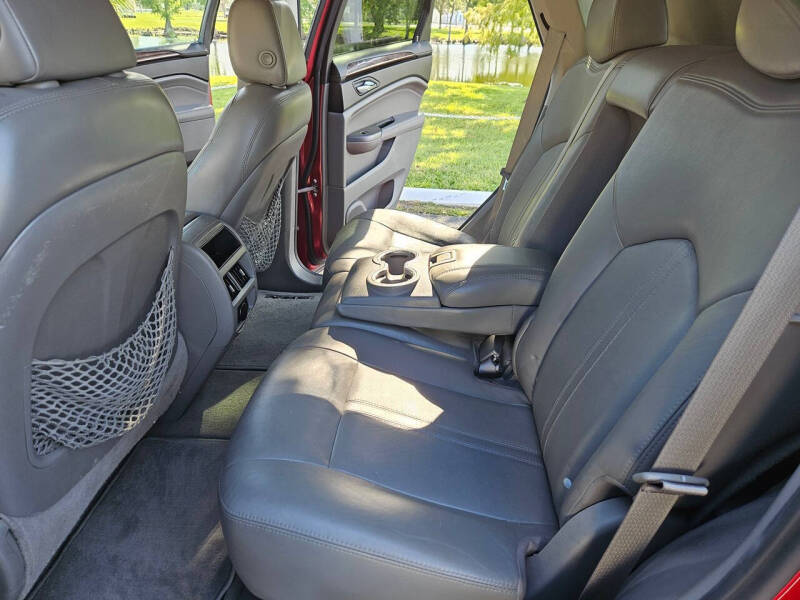 2012 Cadillac SRX Performance Collection