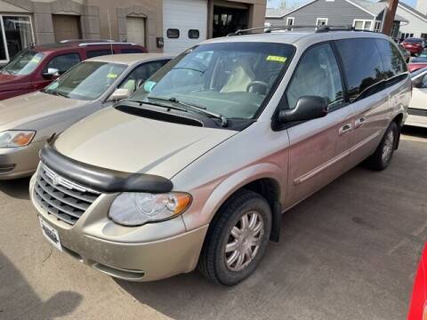 2006 Chrysler Town and Country for sale at Daryl's Auto Service in Chamberlain SD