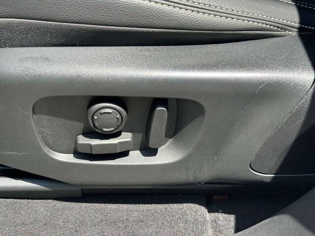 2021 Land Rover Range Rover Velar P250 R-Dynamic S