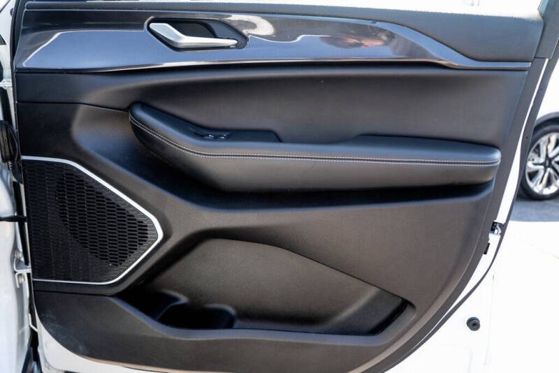 2022 Jeep Grand Cherokee L Altitude