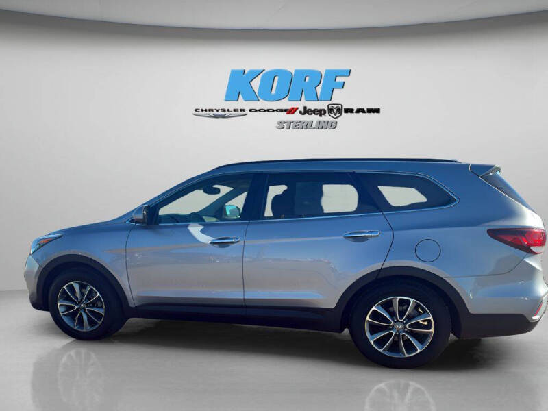 2018 Hyundai Santa Fe SE