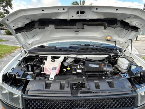 2020 Chevrolet Express 2500