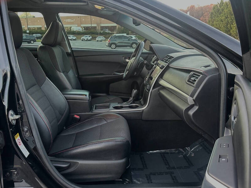 2017 Toyota Camry SE