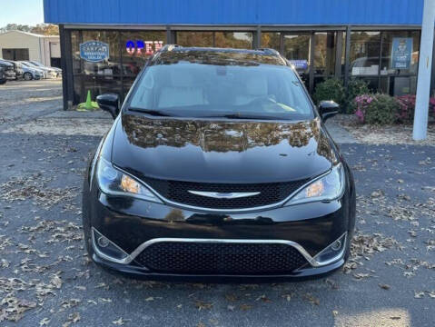 2018 Chrysler Pacifica Touring L