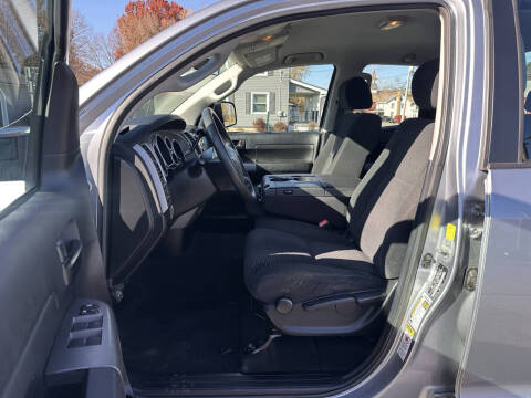 2011 Toyota Tundra Grade