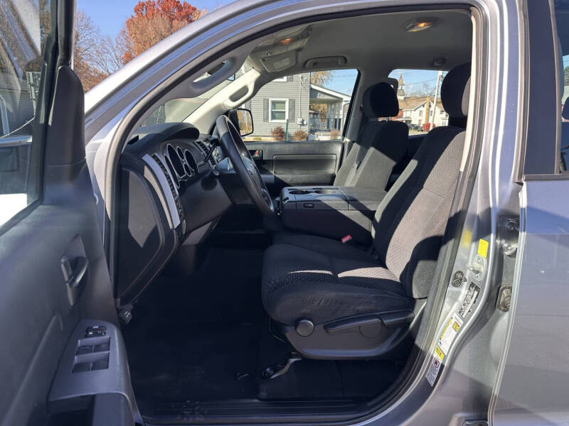 2011 Toyota Tundra Grade