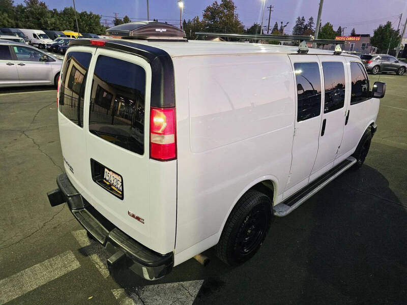 2015 GMC Savana 2500