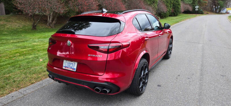 2023 Alfa Romeo Stelvio Quadrifoglio