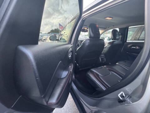 2017 Jeep Cherokee Trailhawk L Plus