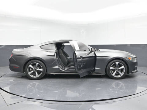 2016 Ford Mustang V6