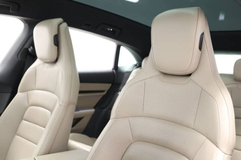 2022 Porsche Taycan 4 Cross Turismo