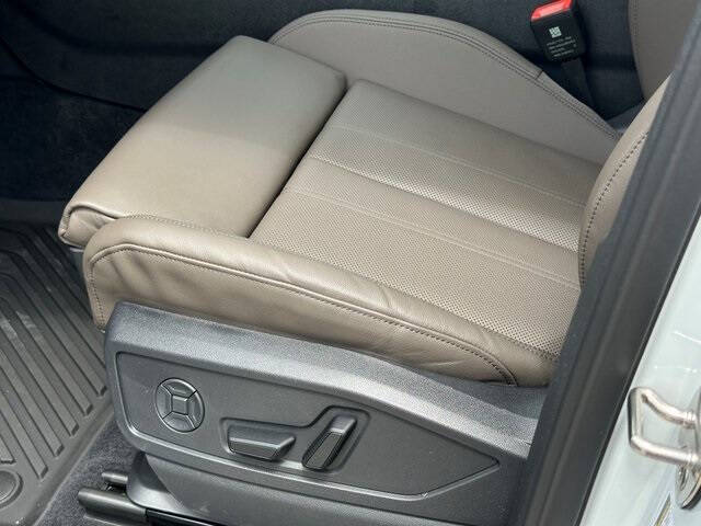 2025 Audi Q5 quattro Premium Plus TFSI