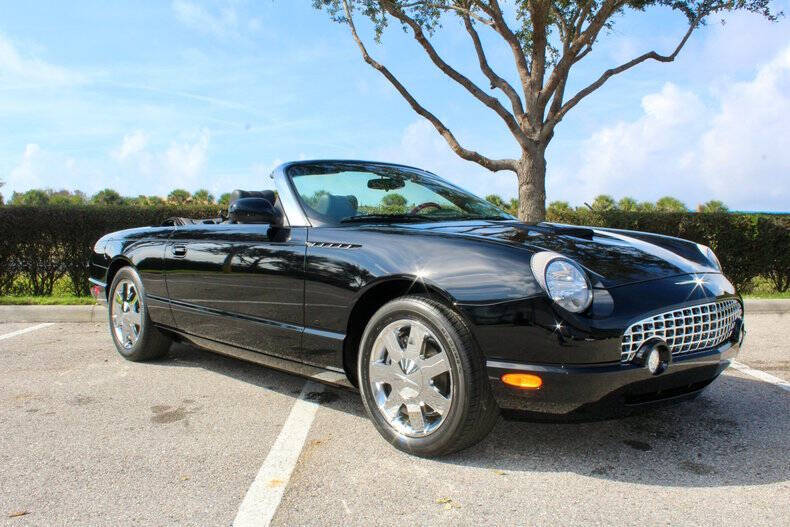 2002 Ford Thunderbird Deluxe