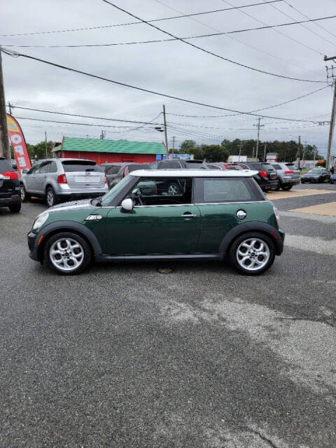 2013 MINI Hardtop for sale at Husky auto sales & service LLC in Milford, DE