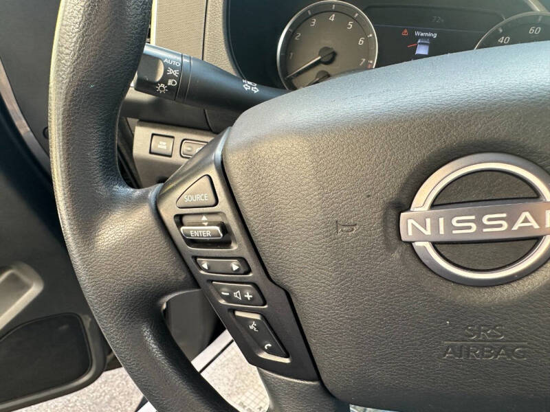 2022 Nissan Frontier SV