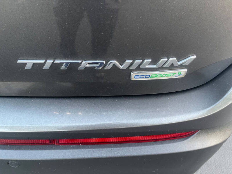 2017 Ford Edge Titanium