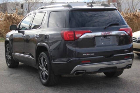 2017 GMC Acadia Denali