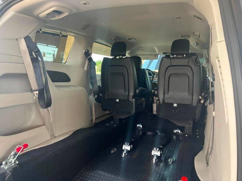 2019 Chrysler Pacifica Touring L Plus