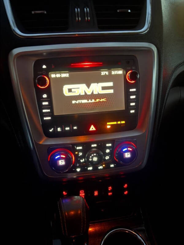 2016 GMC Acadia SLT-1