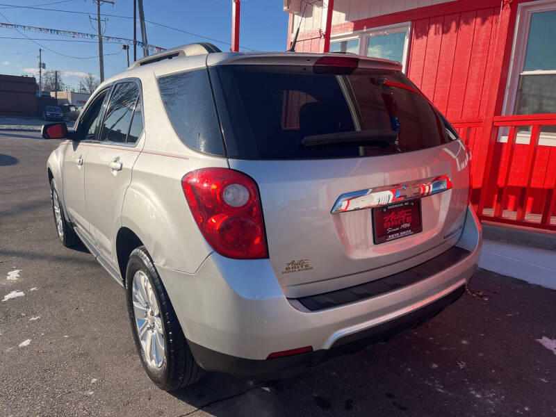 2011 Chevrolet Equinox 1LT photo 8