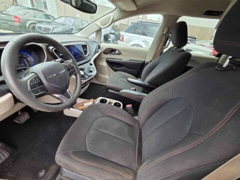 2017 Chrysler Pacifica Touring
