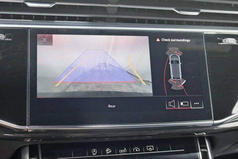2020 Audi Q8 quattro Premium 55 TFSI