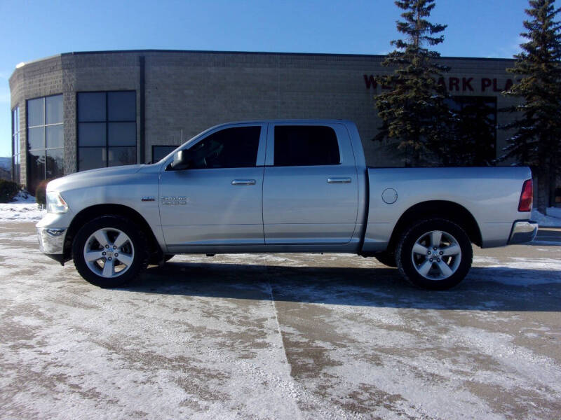 2017 RAM Ram 1500 SLT's photo