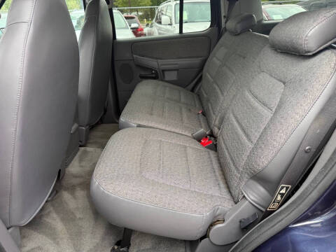 2002 Ford Explorer XLS