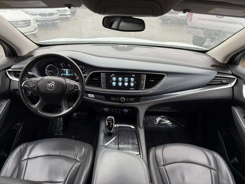 2018 Buick Enclave Essence