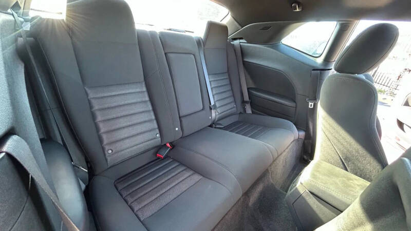 2010 Dodge Challenger SE