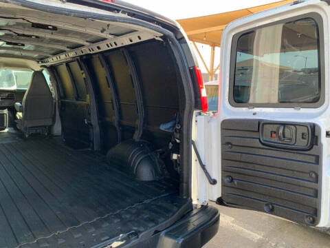 2018 Chevrolet Express 2500