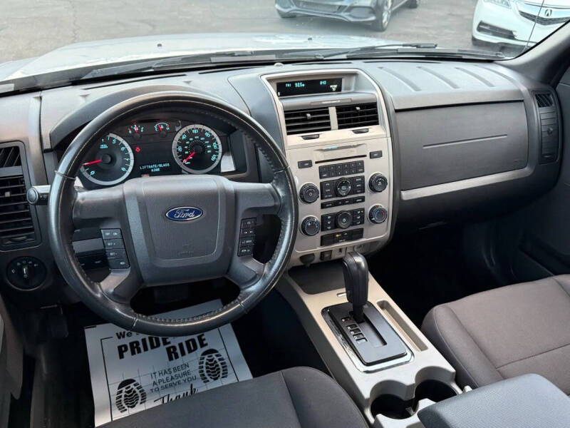 2011 Ford Escape XLT