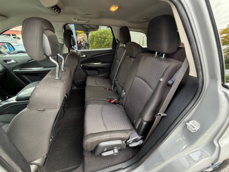 2020 Dodge Journey SE Value