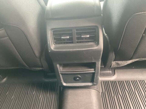 2022 Ford Edge SE