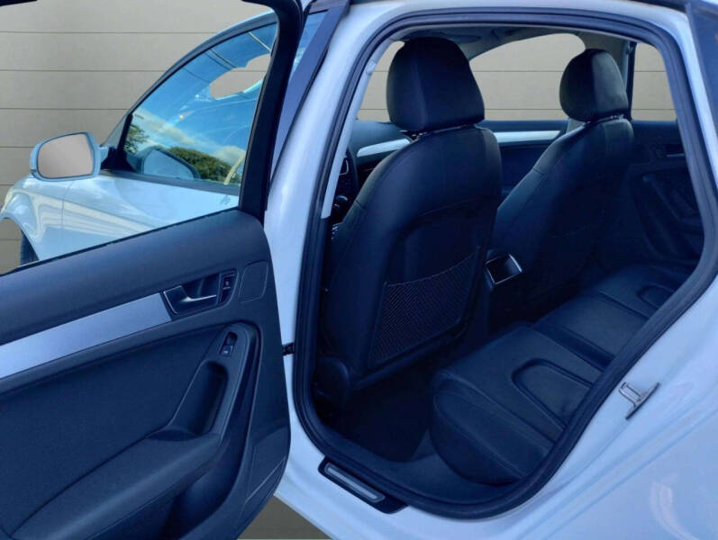 2010 Audi A4 2.0T quattro Premium