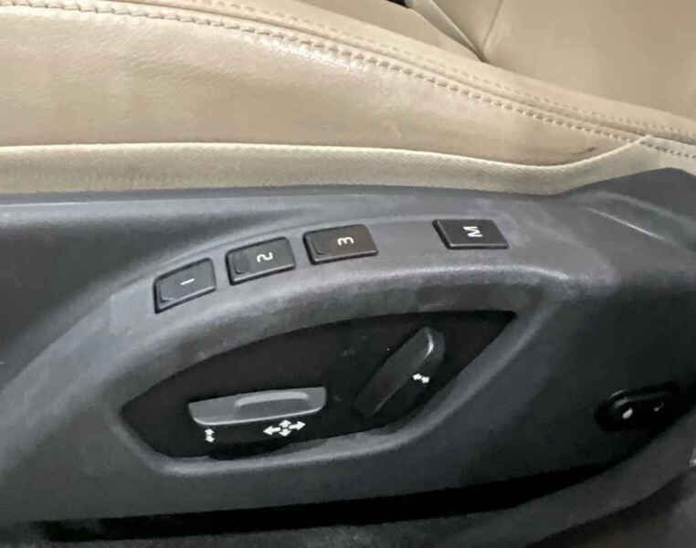 2017 Volvo XC60 T5 Inscription