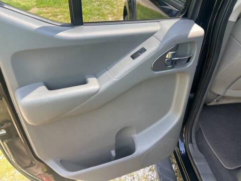 2020 Nissan Frontier SV