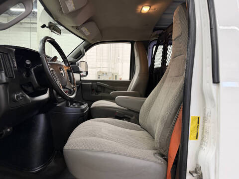 2016 GMC Savana 2500