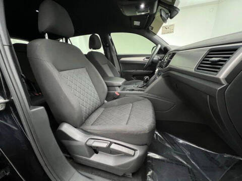 2020 Volkswagen Atlas Cross Sport S