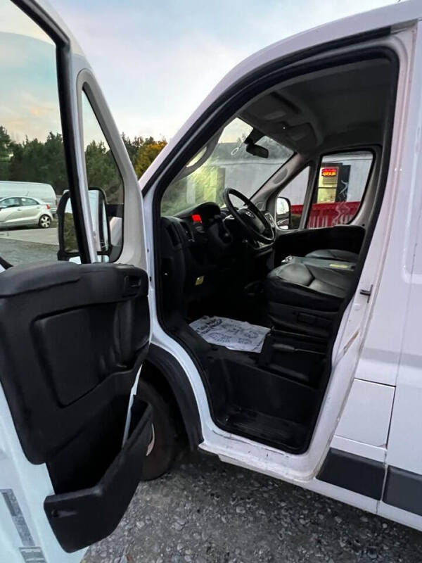 2018 RAM ProMaster Cargo Van Base photo 13