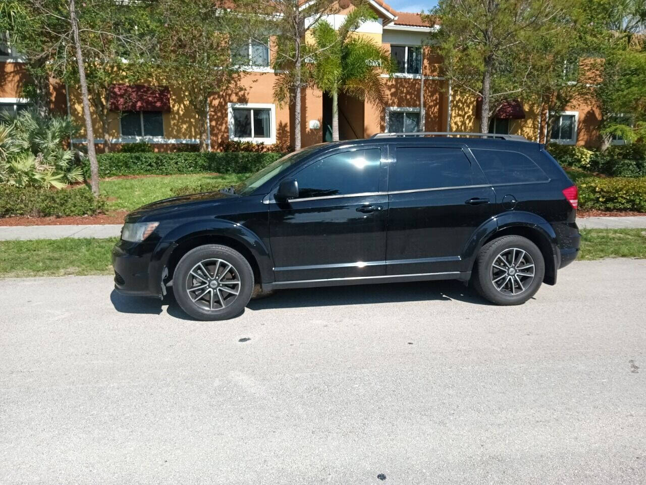2018 Dodge Journey SUV / Crossover - $8,950
