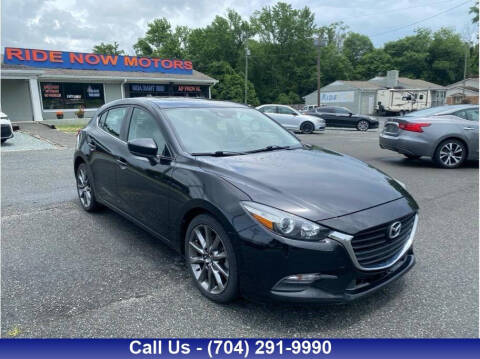 2018 Mazda MAZDA3 Touring