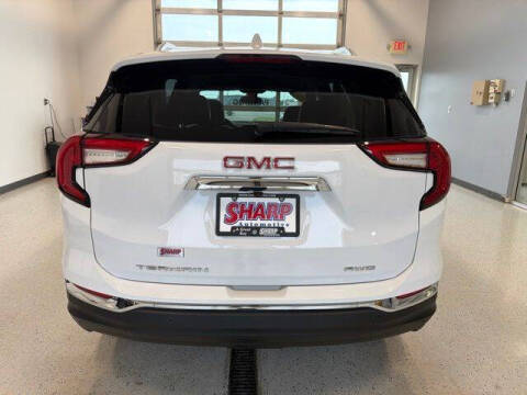 2022 GMC Terrain SLT