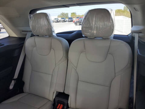 2025 Volvo XC90 B6 Ultra Bright Theme 6P