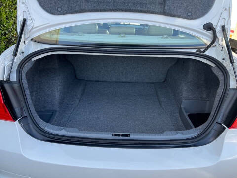 2011 BMW 3 Series 328i