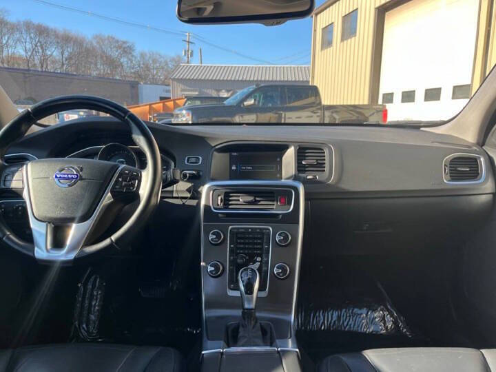 2014 Volvo S60 T5 Premier Plus