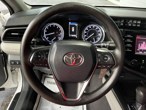 2019 Toyota Camry LE