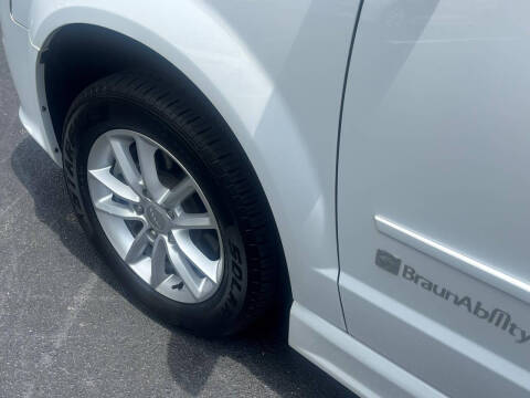 2014 Dodge Grand Caravan SXT