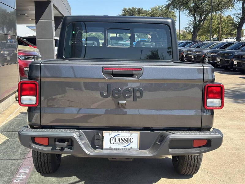 2025 Jeep Gladiator Sport